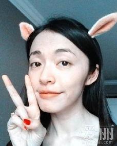 明星自拍动作,解锁明星日常魅力瞬间