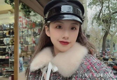 网红 阿沁,从素人逆袭到时尚偶像的蜕变之路
